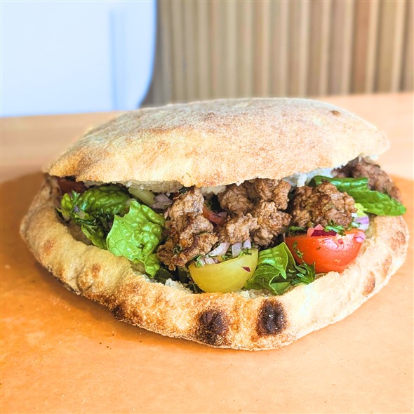 22. Kebab pita