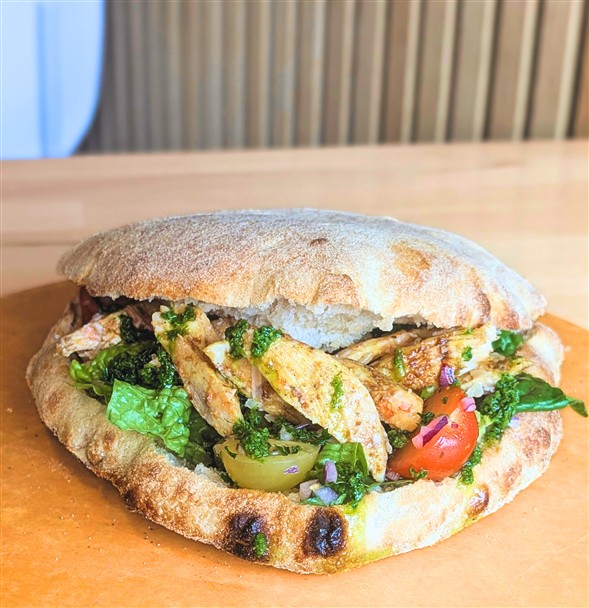 23. Høsnarunga pita